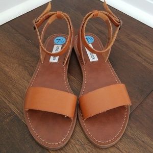Steve Madden Cognac Sandals